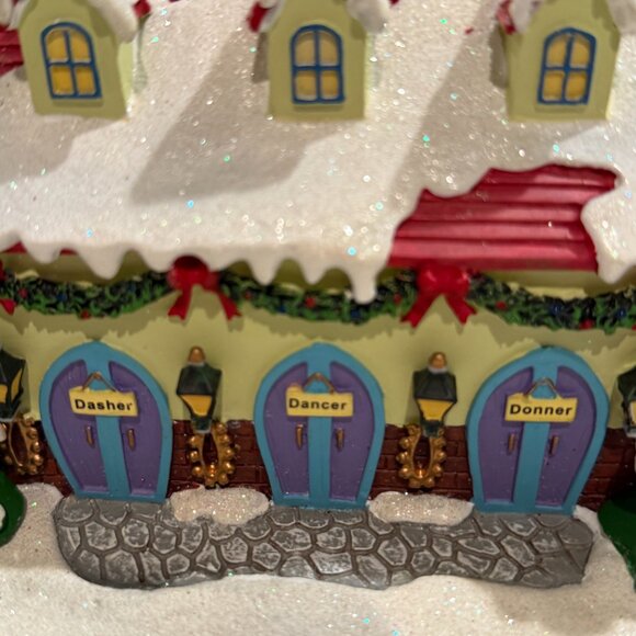 Hawthorne Village - "Watch Tower and Reindeer Barn" Piece - Picture 7 of 9